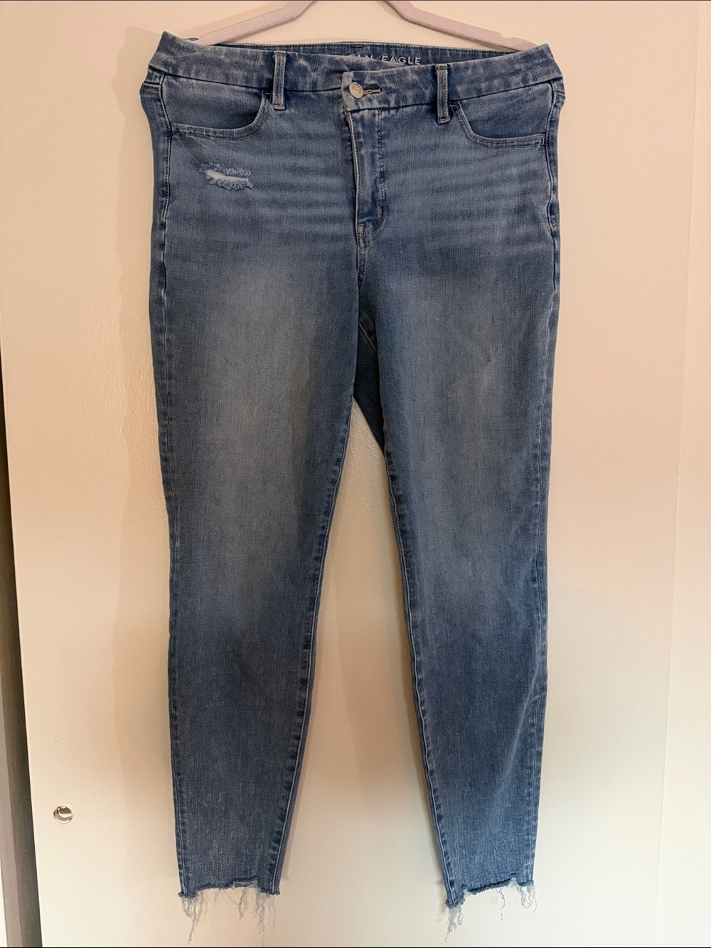 American Eagle Outfitters Light Blue Stretch Jeggings with Frayed Hem
